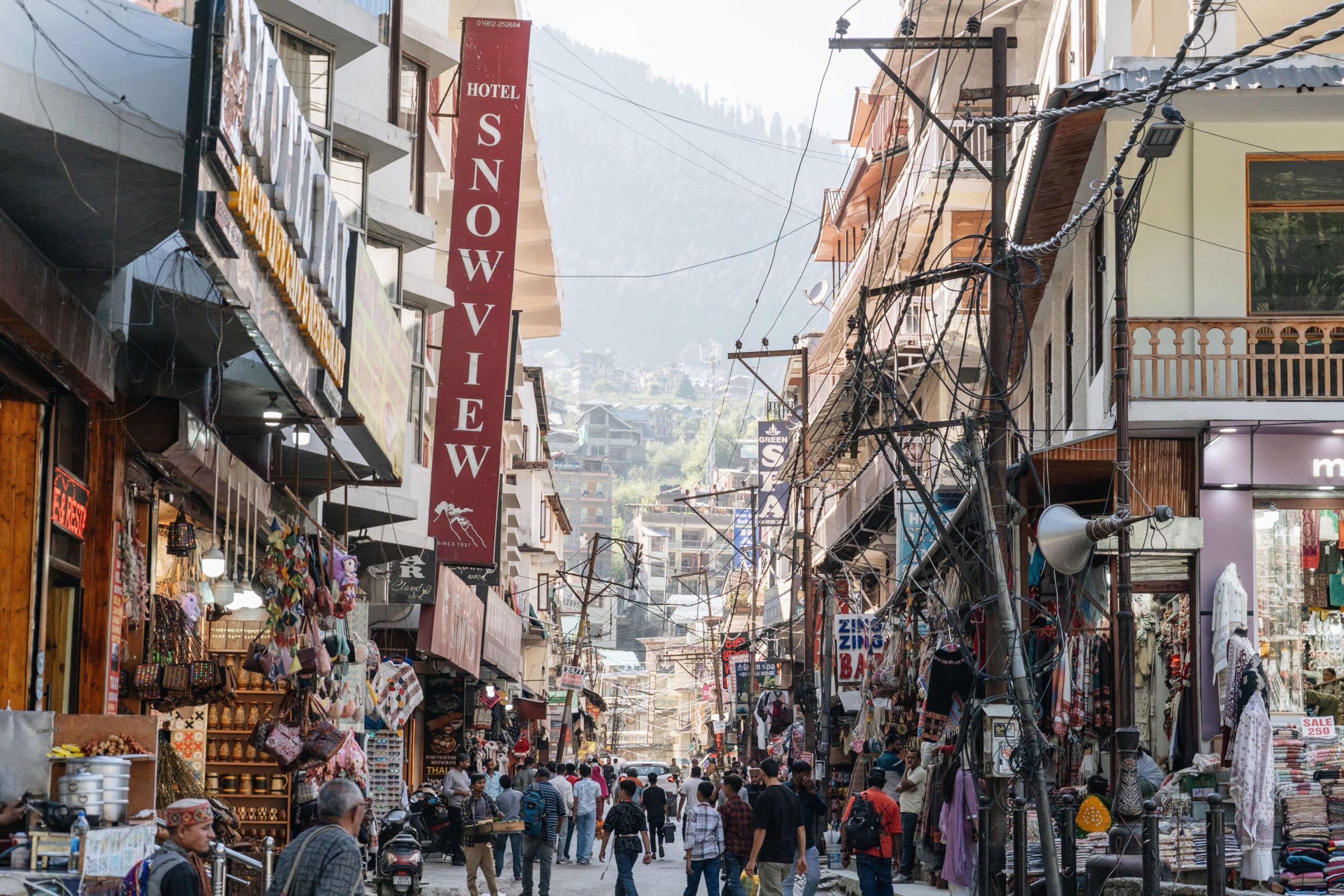 Vibrant street market in Manali, India