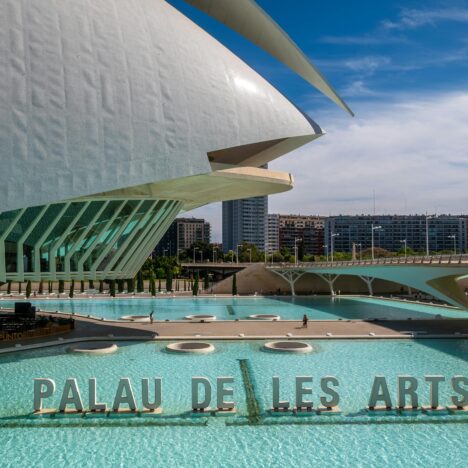 Nepal: Explore Its Rich History, People, Flag, Language & More